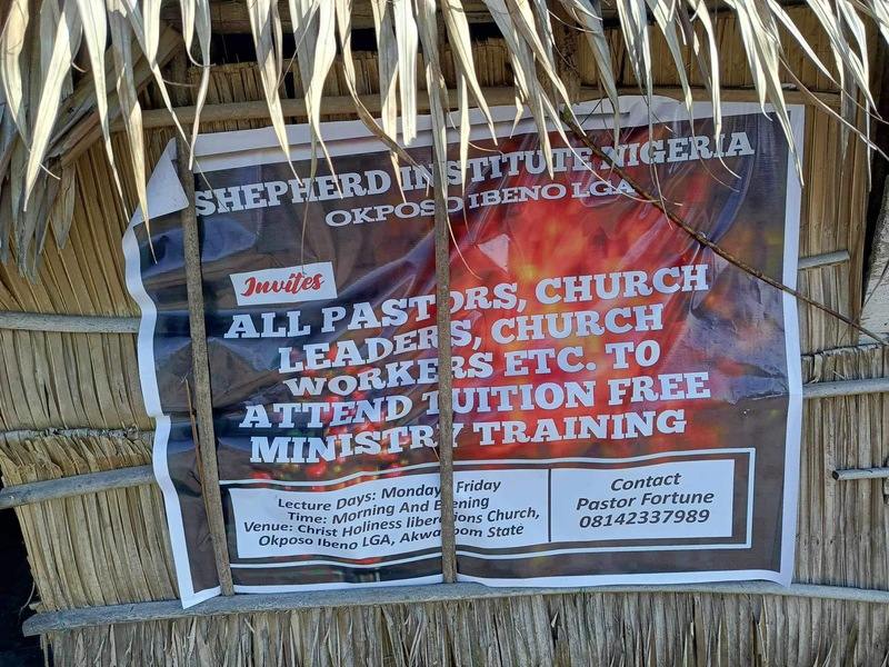 An advertizment inving to Bible training